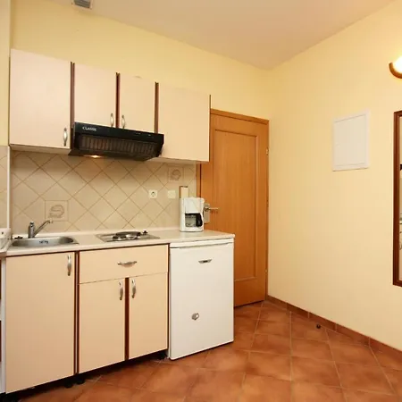 Apartamento With Wifi Tisno, Murter - 4296 *