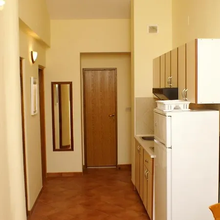 Apartamento With Wifi Tisno, Murter - 4296 *