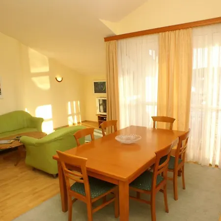 Apartamento With Wifi Tisno, Murter - 4296 Tisno